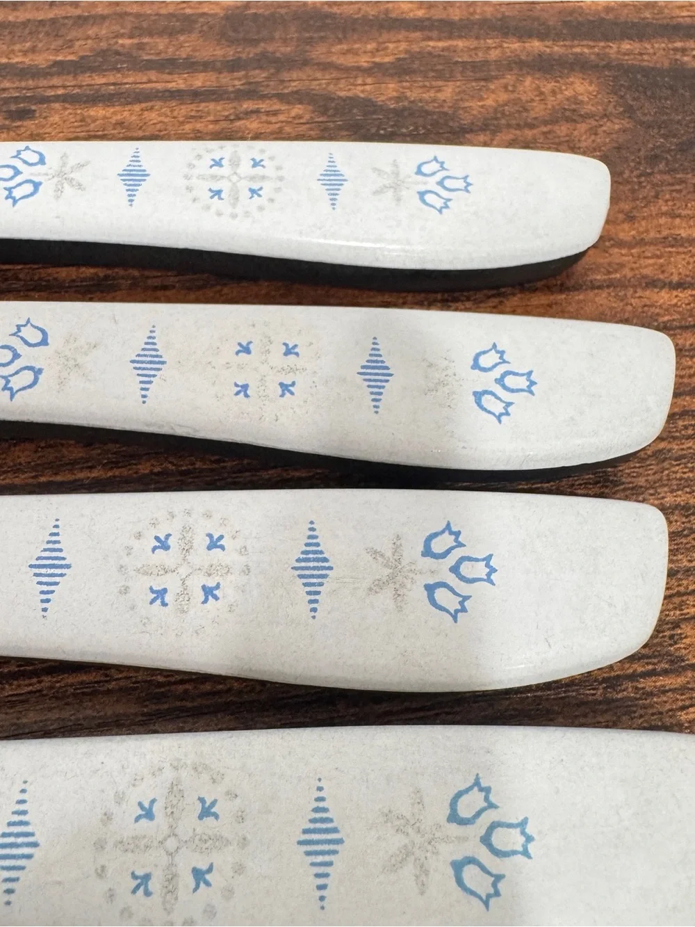 Vtg Ekco Vanadium Dutch Tulip Knife Set Of 4 White Stainless USA Rare
